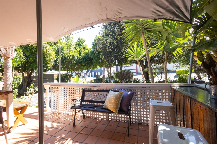 10 Bedroom Property for Sale in Plattekloof Western Cape